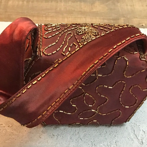 Vintage structured bead embroidered satin red bag - Picture 7 of 8